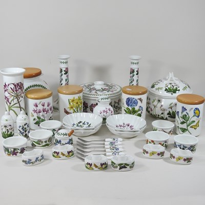 Lot 357 - A collection of Portmeirion