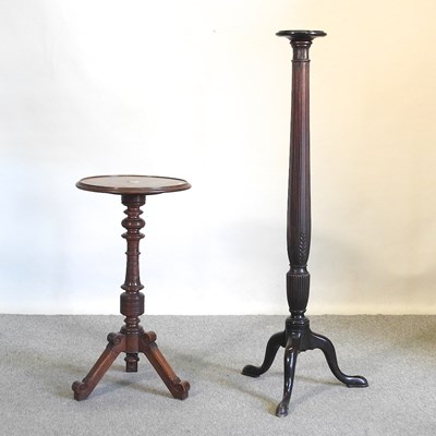 Lot 231 - A stand and a table