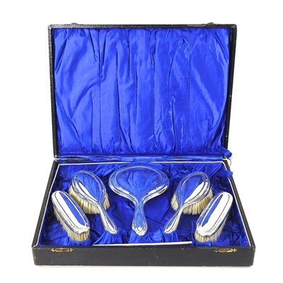 Lot 1 - A silver vanity set