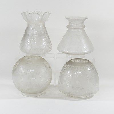 Lot 225 - Four oil lamp shades