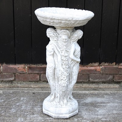 Lot 331 - A bird bath