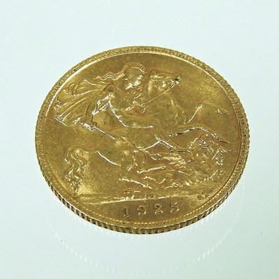 Lot 21 - A George V half sovereign