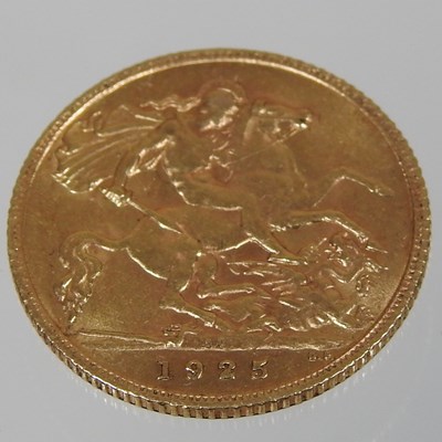 Lot 21 - A George V half sovereign