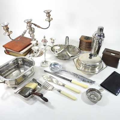 Lot 3 - A collection of silver plated items