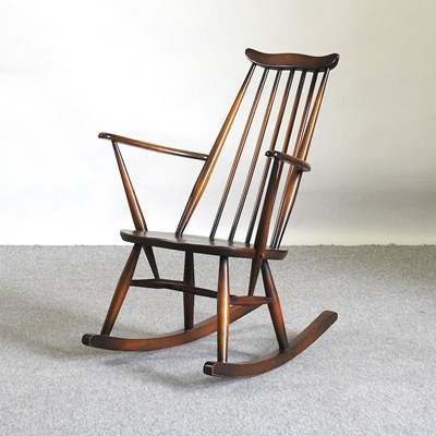 Lot 422 - A rocking chair