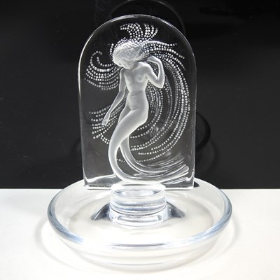 Lot 68 - A Lalique ring dish