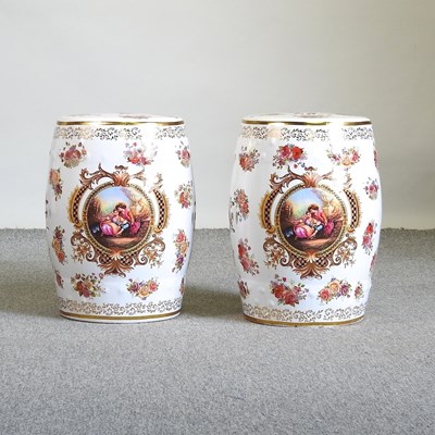 Lot 363 - A pair of stools