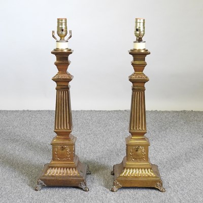 Lot 477 - A pair of lamps