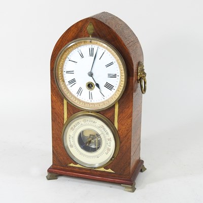 Lot 166 - A mantel clock