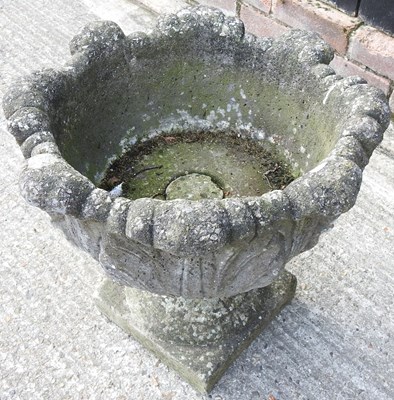 Lot 35 - A garden urn