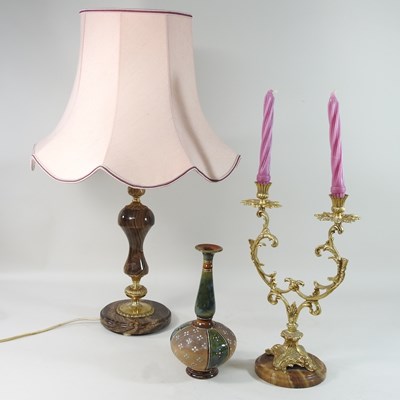 Lot 260 - An onyx and gilt table lamp and shade