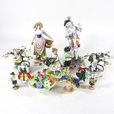 Lot 387 - A collection of porcelain figures