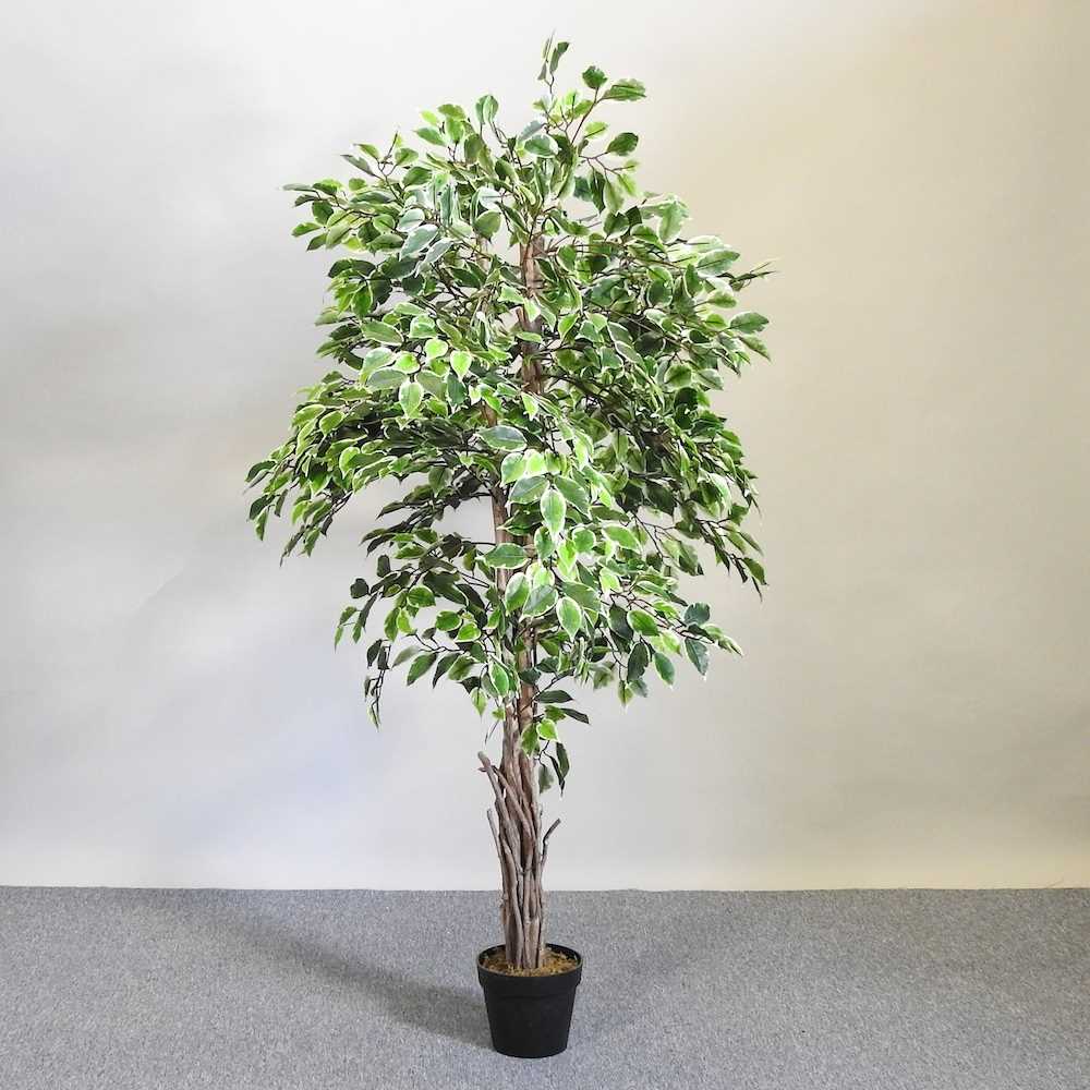 Lot 340 An artificial tree