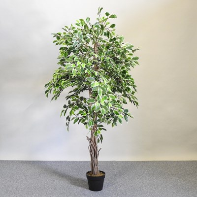 Lot 340 - An artificial tree