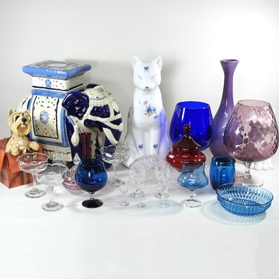 Lot 426 - A collection of glassware