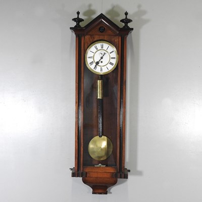 Lot 278 - A wall clock