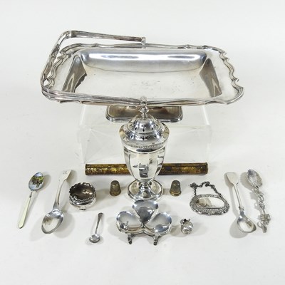 Lot 88 - A collection of silver