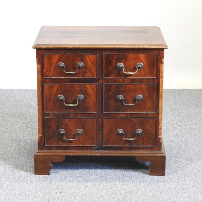 Lot 410 - A chest of drawers