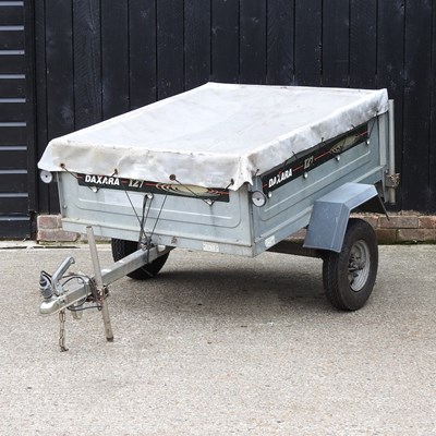 Lot 305 - A car trailer