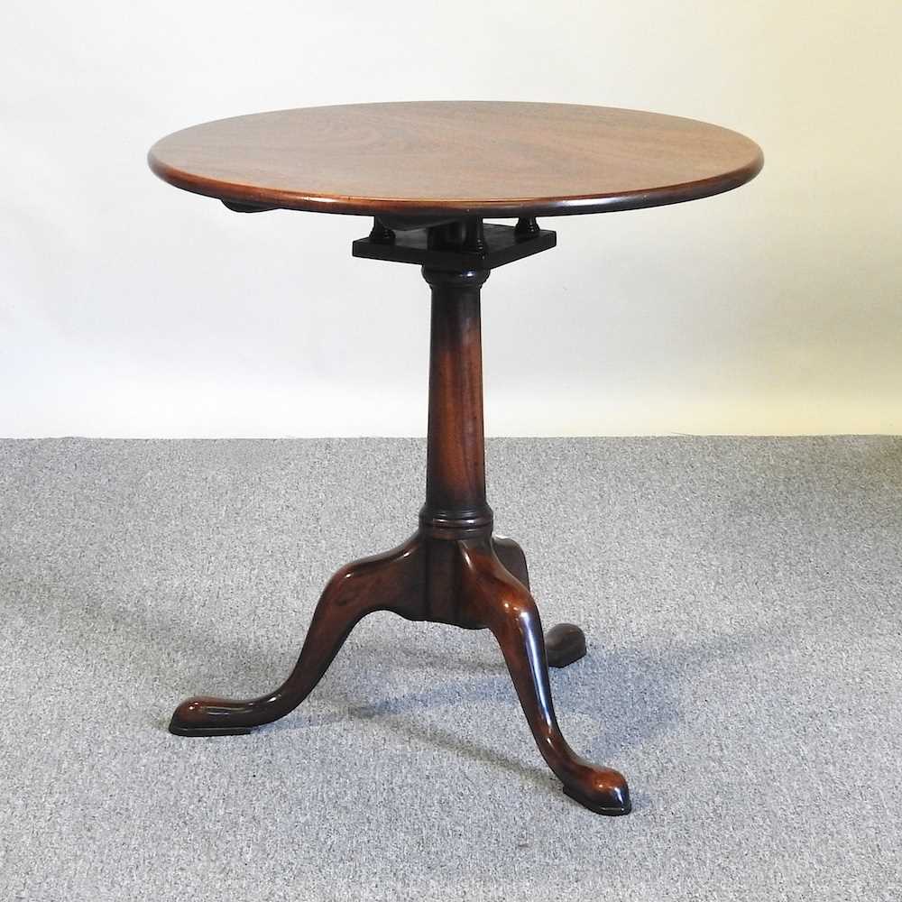 Lot 160 - A tripod table