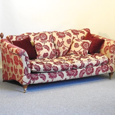 Lot 561 - A modern sofa