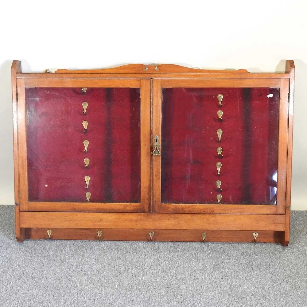 Whip Rack Lot 173 - A whip rack