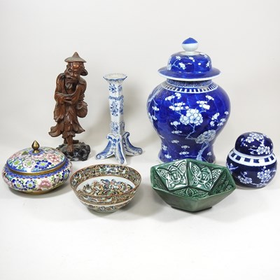 Lot 506 - A collection of china