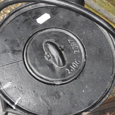 Lot 370 - A portable cast iron cylinder stove