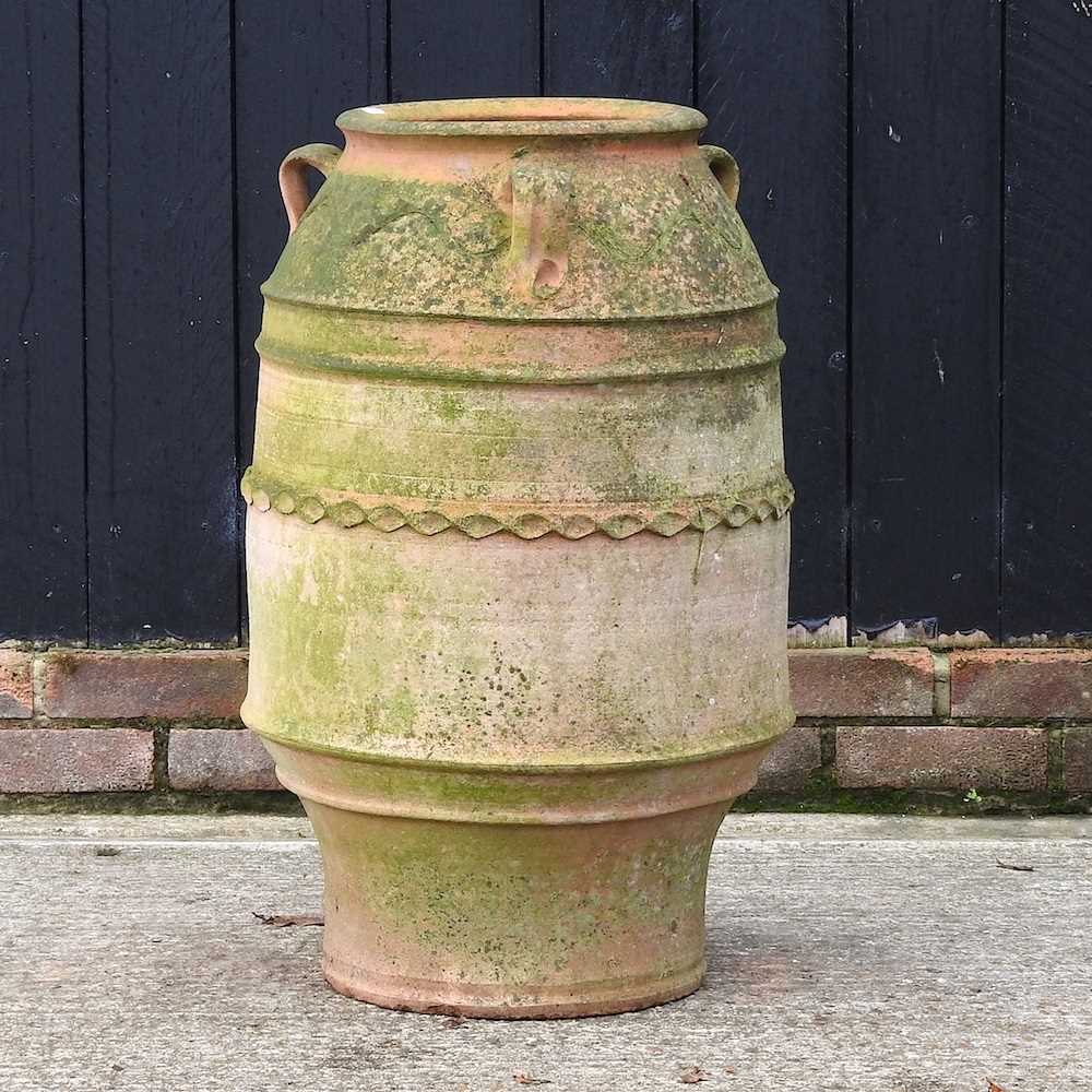 Lot 16 - An olive pot