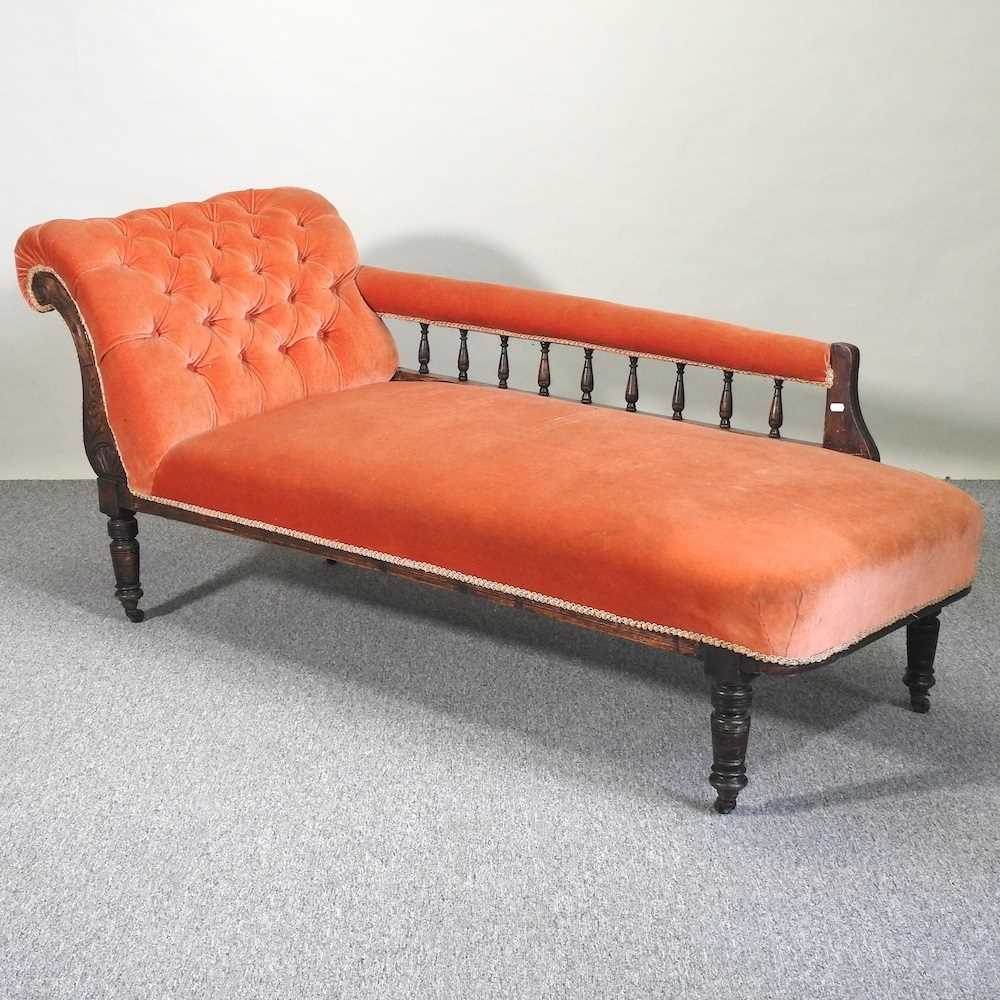 Lot 474 A chaise longue