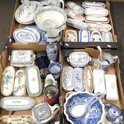 Lot 553 - A collection of Staffordshire