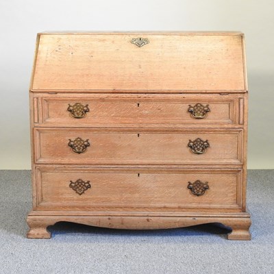 Lot 137 - A bureau