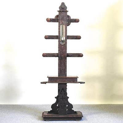 Lot 537 - A hallstand