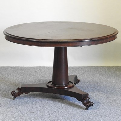 Lot 416 - A Victorian table