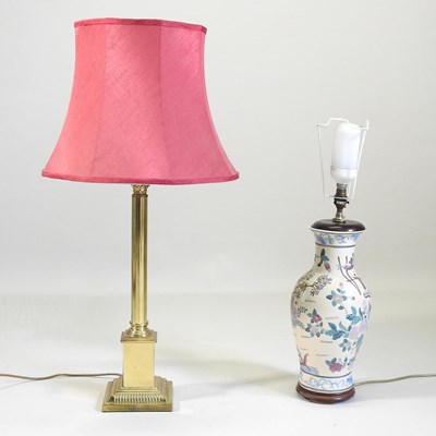 Lot 336 - A table lamp