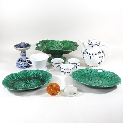 Lot 549 - A collection of china