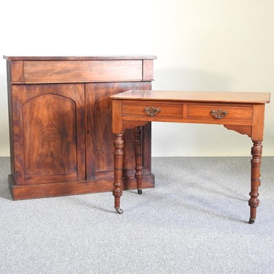 Lot 578 - A writing table and chiffonier