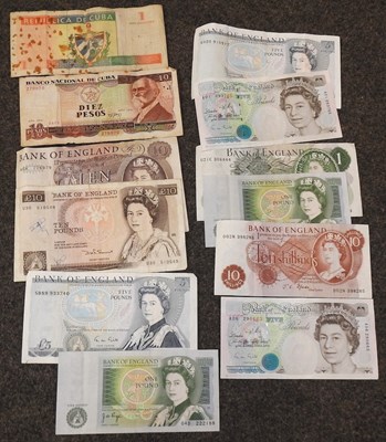 Lot 32 - A collection of mid and late 20th century banknotes