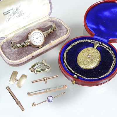 Lot 222 - A collection of jewellery