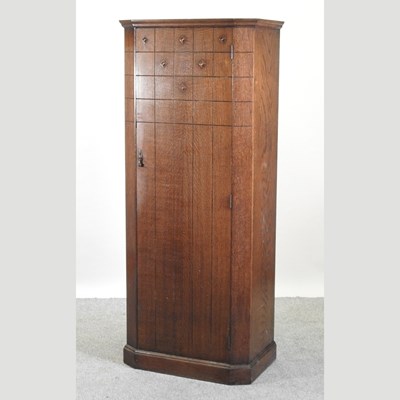 Lot 550 - A 1920's oak hallrobe