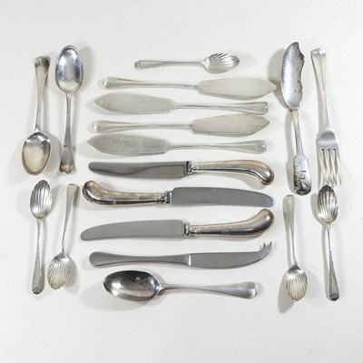 Lot 263 - A collection of cutlery