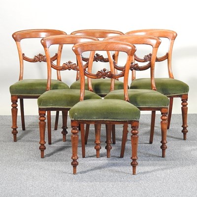 Lot 122 - A set of dining chairs