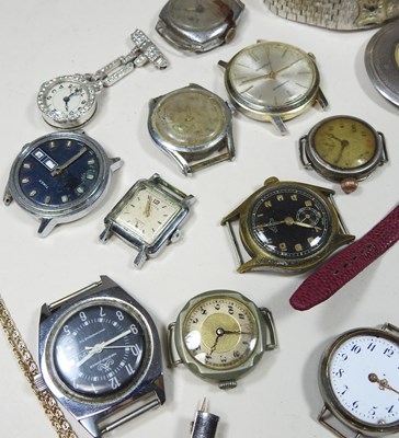 Lot 338 - A collection of watches