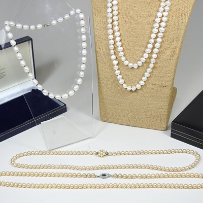 Lot 382 - Various pearl jewellery