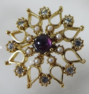 Lot 41 - A collection of jewellery