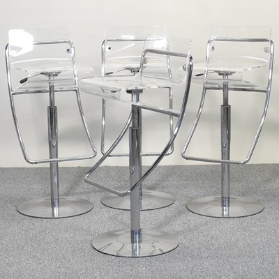 Lot 351 - A set of four stools