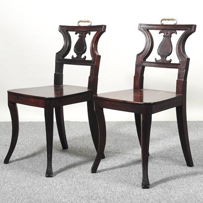 Lot 414 - A pair of hall chairs