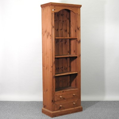 Lot 467 - A bookcase