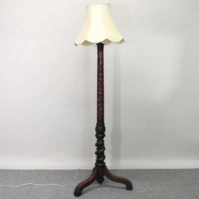 Lot 194 - A standard lamp