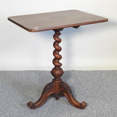 Lot 103 - A tripod table